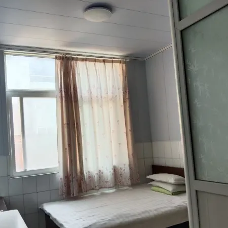 Xinxiang Penglai Inn