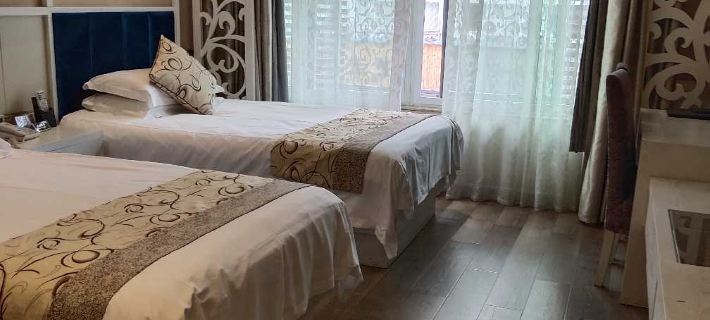 Yunhe Brilliant Business Hotel Ξενοδοχεία στην πόλη Γιουν