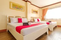 RedDoorz Plus @ Seaborne Hotel Subic Zambales فنادق في سوبيك