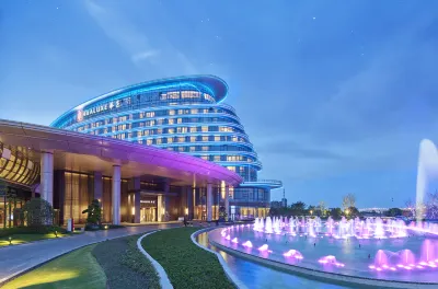 HUALUXE Nanjing Yangtze River Hotels in Nanjing
