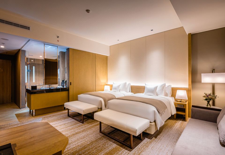 3. 호텔 니코 하이..