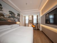 维也纳酒店(深圳南山科技园店) - 高级助眠大床房