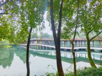 杭州此湖居艺术民宿 - 酒店附近