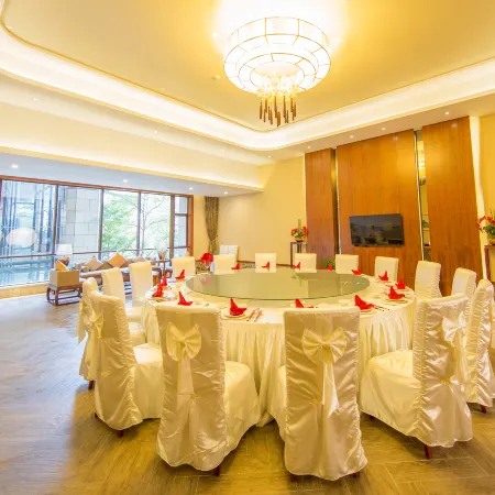 Guangdong Deer Lake Spa Holiday Hotel