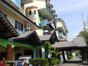 Virgo Batik Resort