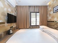 博江尚品酒店(上海豫园店) - 标准大床房