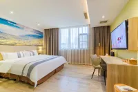 Qingzhu Fulinmen Hotel Hotels near Beihai Park