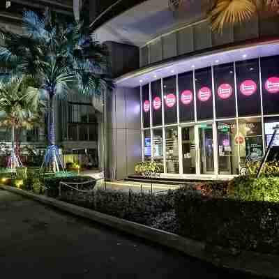Luxe Suites at Platinum KLCC Hotel Exterior