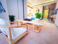 金铂复式公寓(广州北京路金润铂宫店) - 新中式浴缸投影房