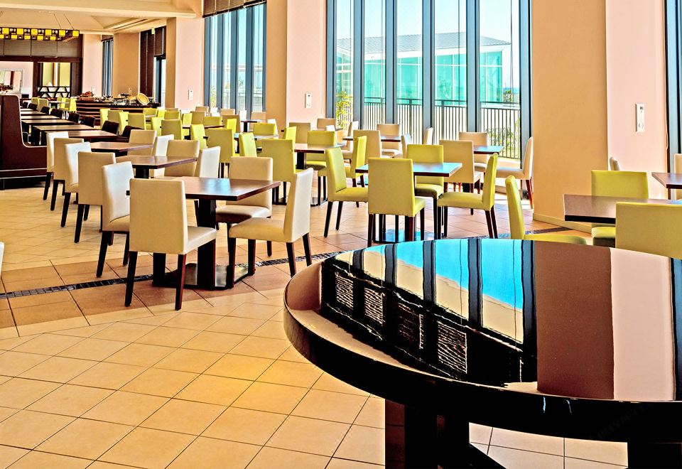 4. 서던 비치 호텔..