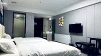 Saijia Hotel (Rugao Rt Mart)
