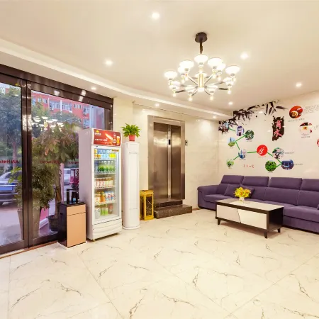 Junyi Chain Hotel (Shangshui No.2 Senior High School South Gate)