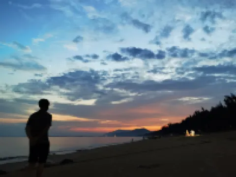 Beyond the world Hotels in Sanya