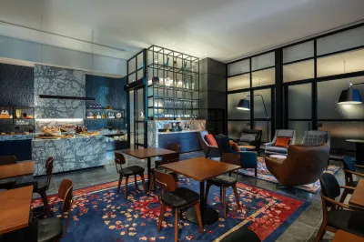 Next Hotel Melbourne, Curio Collection by Hilton Hôtels à : Melbourne