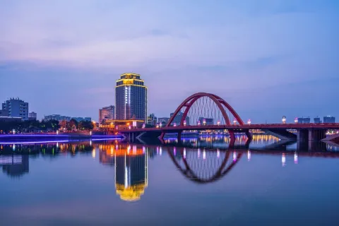 Jinghu Hotel