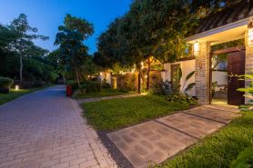 Leliving Lianjiang Heyuan Hot Spring Resort Hotel