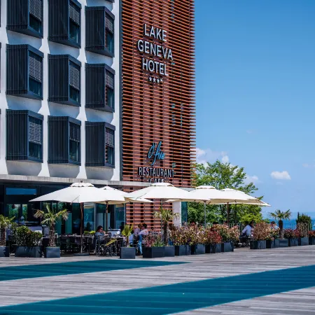 Lake Geneva Hotel