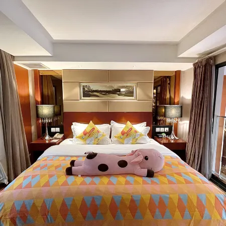 Lakeview Hotel（ Dianchi Haigeng Park Branch）