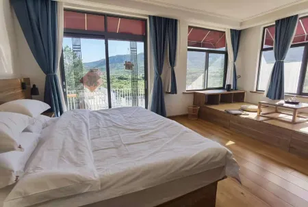 Qingshan·Yue Home Stay Отели рядом с достопримечательностью «Yimeng Mountain Inzone Tianmeng Tourist Area»
