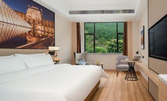 Vienna International Hotel (Guyi New Town Wine Street)