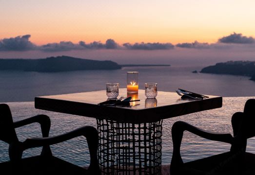 Cavo Tagoo Santorini Pool
