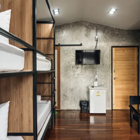 Journey Hostel Suratthani