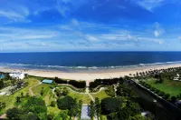 Hailing Island Neptune Sea View Hotel (Poly Shili Yintan Branch)