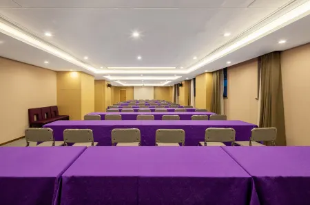 Li Feng Hotel (Miluo Youa Square)