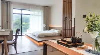 HUAQIGU HOTEL