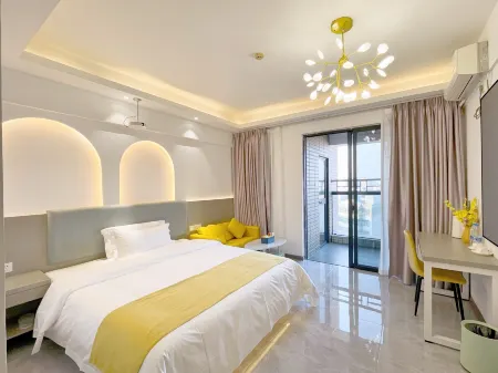 Liya Light Enjoy Homestay