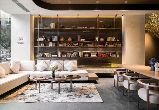 2. 위에얀 호텔 (..