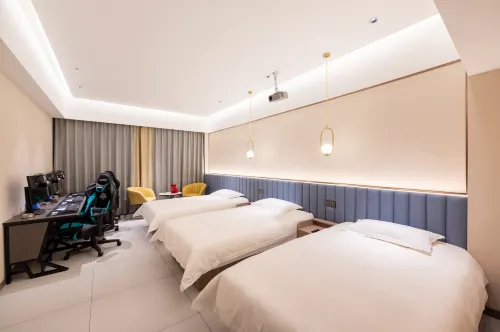 i Electronic Sports Hotel (Xuchang Cao Wei Ancient City Fat Donglai People's Store) - Esports