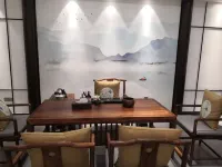 Hancity Grand Hotel Hotels in Zaoyang