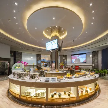Shanghai Hongqiao Gubei Sherry Hotel Отели рядом с достопримечательностью «Чаннин»