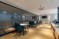 Gujing Junlai Hotel (Feidong Dongcheng Park Branch)