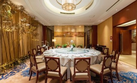 Yidu Jinling Grand Hotel - Housity