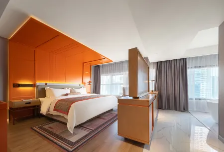 JOY Junyin Designer Hotel Отели рядом с достопримечательностью «Guizhou Normal University - College of Fine Arts»