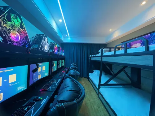 Wall Street E-sports Hotel