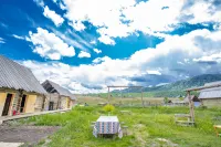 禾木雲端漫居民宿 住宿飯店