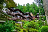 Yunoshimakan Hotels in 