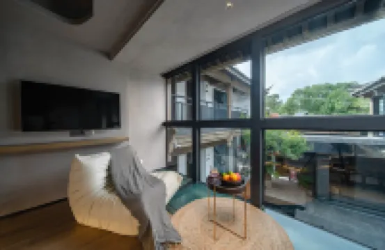 麗江安鹿360度古城雪山極景私湯美宿