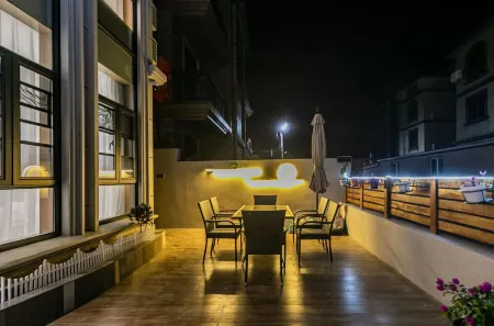 Floral Hotel·Zhoushan Lingxia Hotel Отели рядом с достопримечательностью «Anqifeng Sceneic Area»