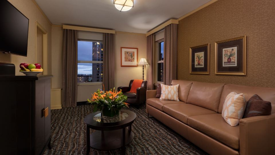 Executive Hotel Pacific