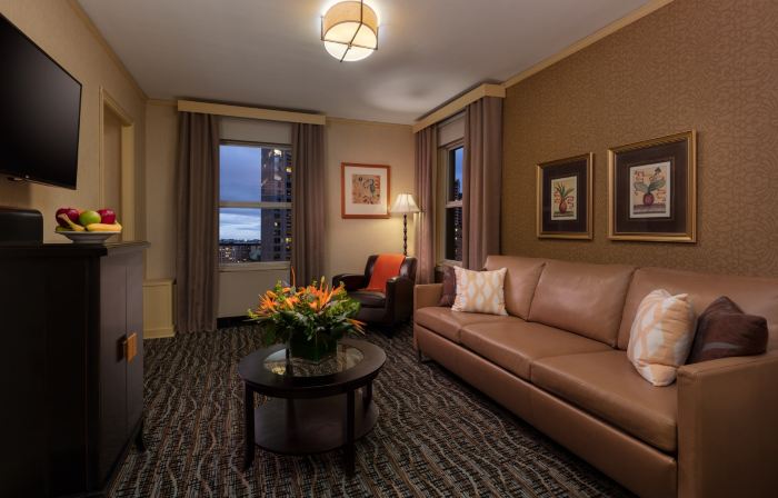 Executive Hotel Pacific