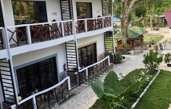 Hotel Oasis Port Barton