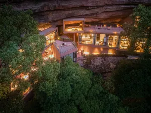 Jianglu Yalugu Hotel