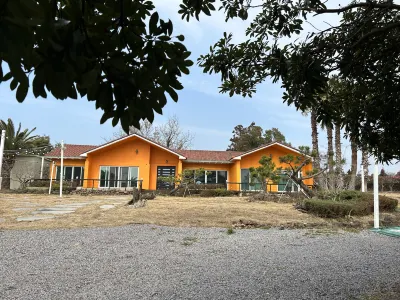 Betta's Homestay Hotels in Чечжу