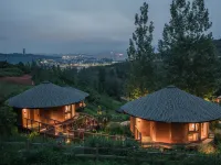 DIONYSUS BAY VILLAGE RESORT Hotels in Fang County