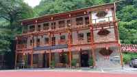 Yunshenchu Farmstay Các khách sạn ở Shennongjia Hongping Airport