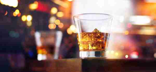 Hotels With Bar